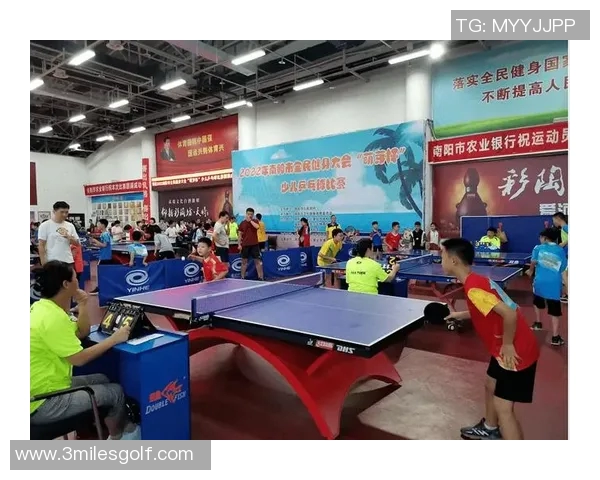 足球明星们的夏日狂欢游泳照片尽显魅力与风采 足球明星们的夏日狂欢游泳照片尽显魅力与风采