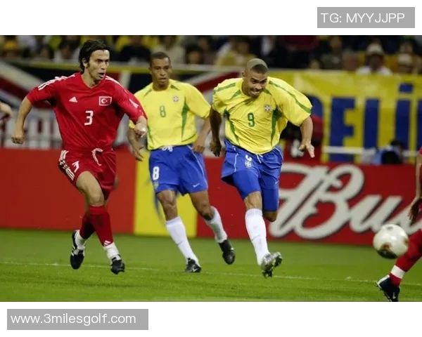 曾在中国赛场上闪耀的国际足球巨星们的精彩瞬间回顾 曾在中国赛场上闪耀的国际足球巨星们的精彩瞬间回顾